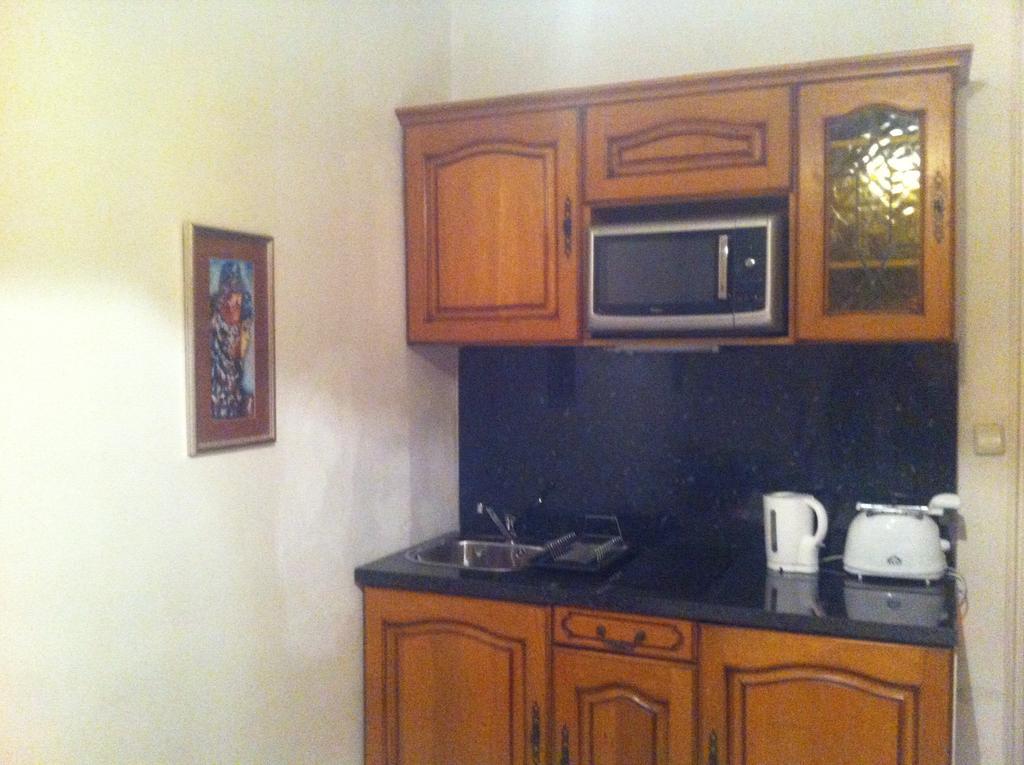 Nice Center Studio Guesthouse Pokój zdjęcie